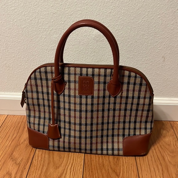 [DAKS] D Decoration Checkered Color Leather Bag M★人気★ DAKS Genuine Black and Checked Beige-Checkered Satchel Bag